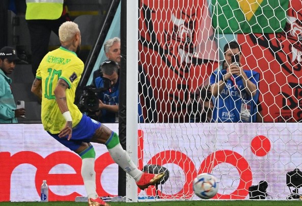 强大的巴西队在一场攻击级冠军赛中以4-1击败韩国队。